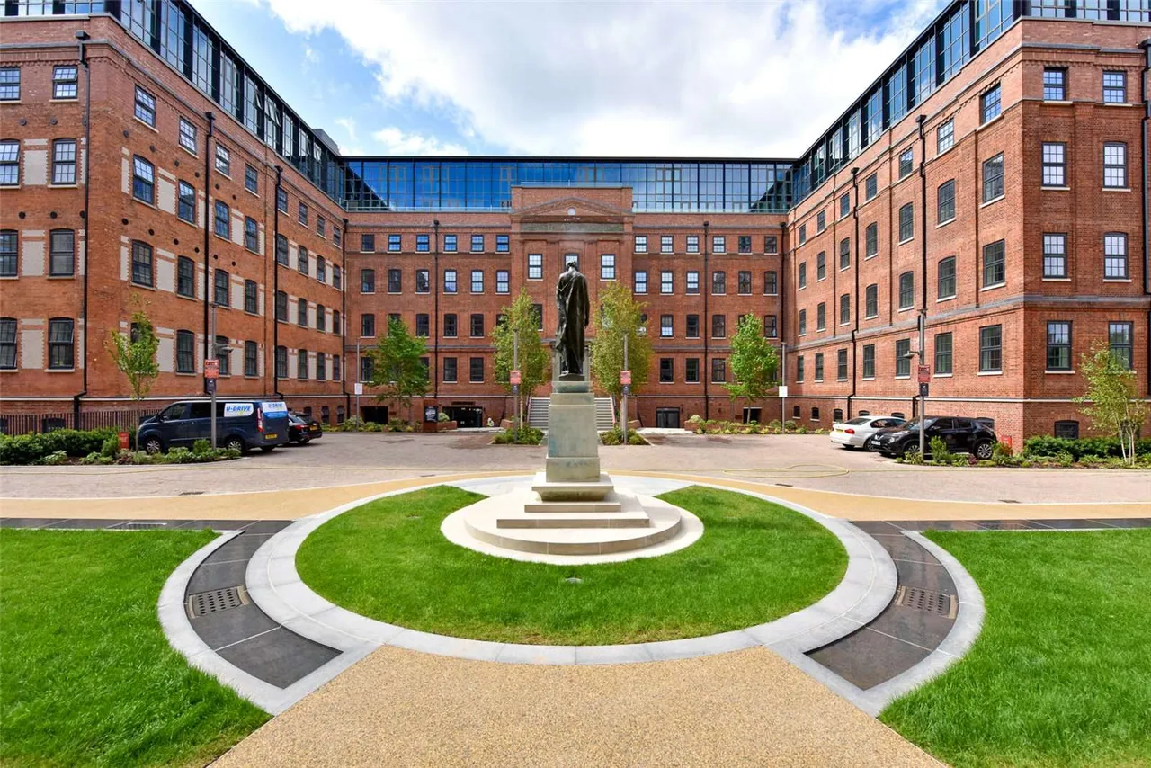 The Factory, Memorial Avenue, Slough, Berkshire, SL1 3GZ, photo 9
