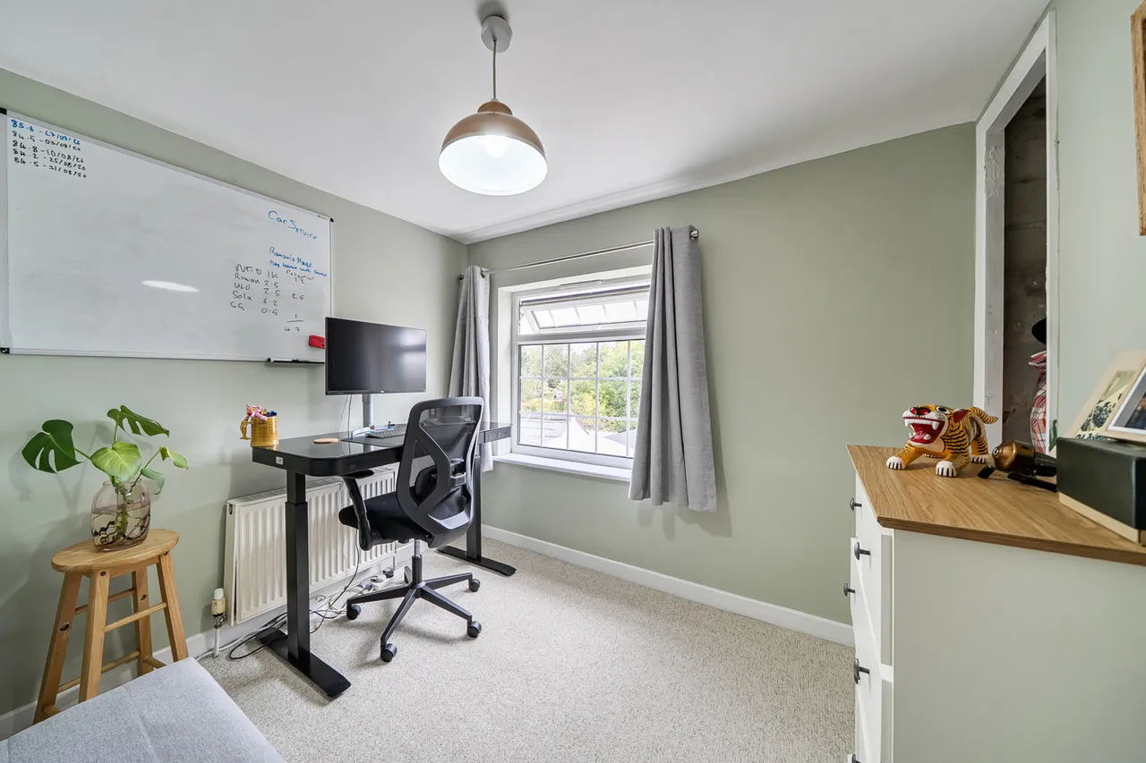 Church Lane, Uxbridge, UB8, photo 7