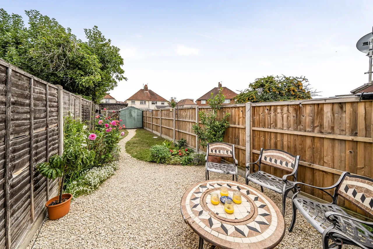 Church Lane, Uxbridge, UB8, photo 8