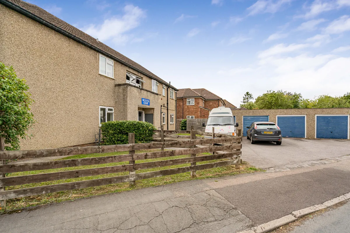 Bicester Court, Kidlington, photo 17