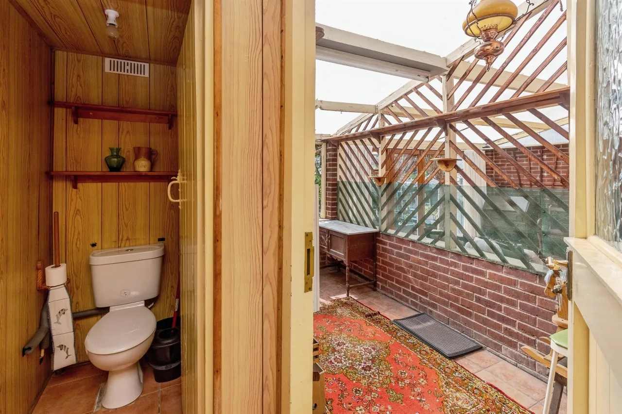 Dartmouth Avenue, Walsall, WS3, photo 8