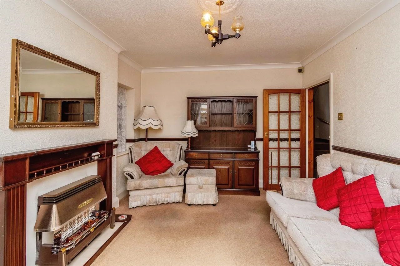 Dartmouth Avenue, Walsall, WS3, photo 4