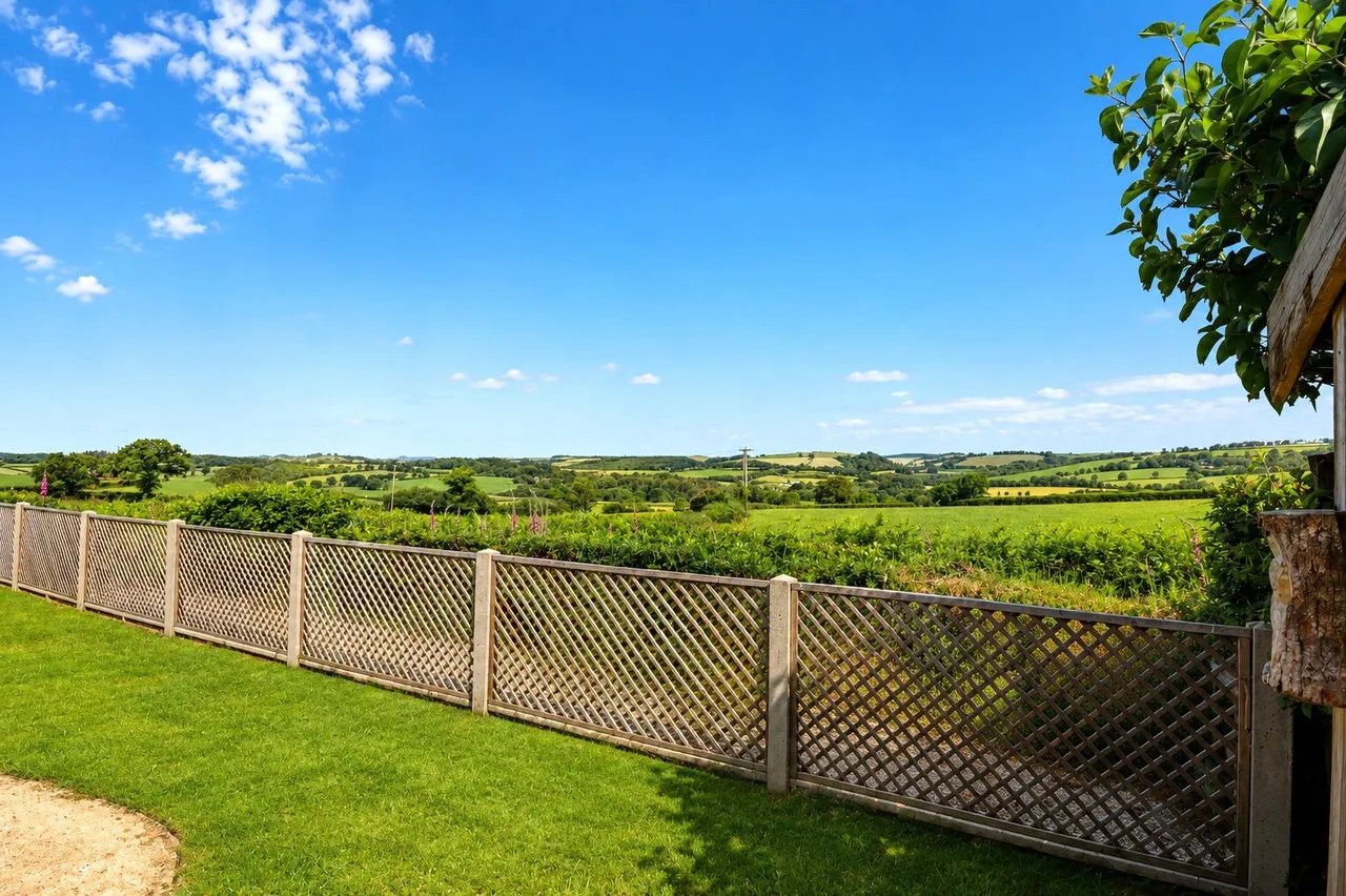 Monitor Close, South Molton, EX36, photo 21