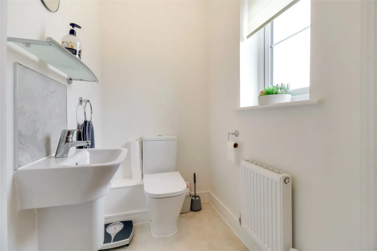 Monitor Close, South Molton, EX36, photo 13