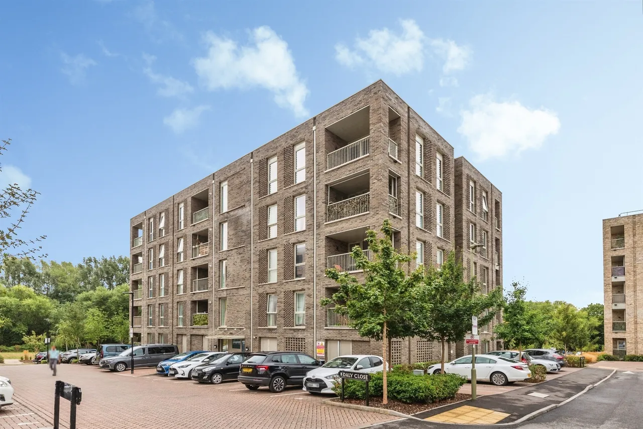 2 bed flat for sale — Daly Close, Littlemore, Oxford