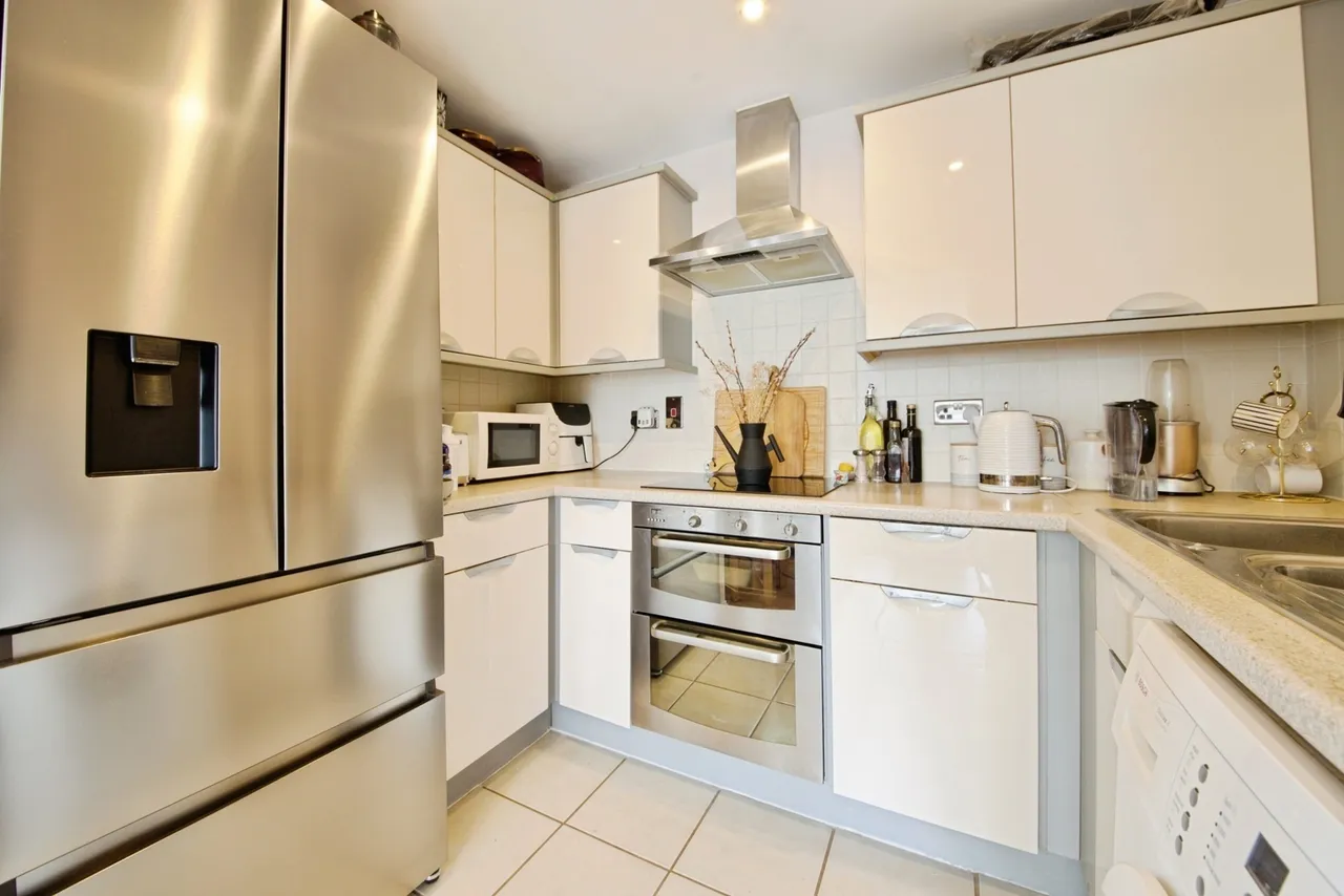 Cambridge Close, East Barnet, Barnet, EN4, photo 3