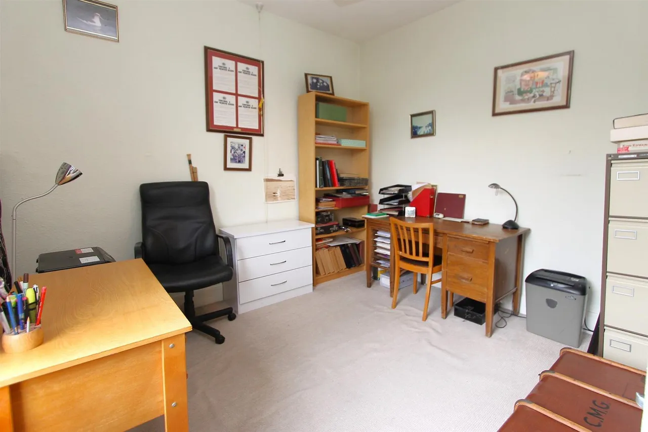 Red Hill, Oldswinford, Stourbridge, photo 24