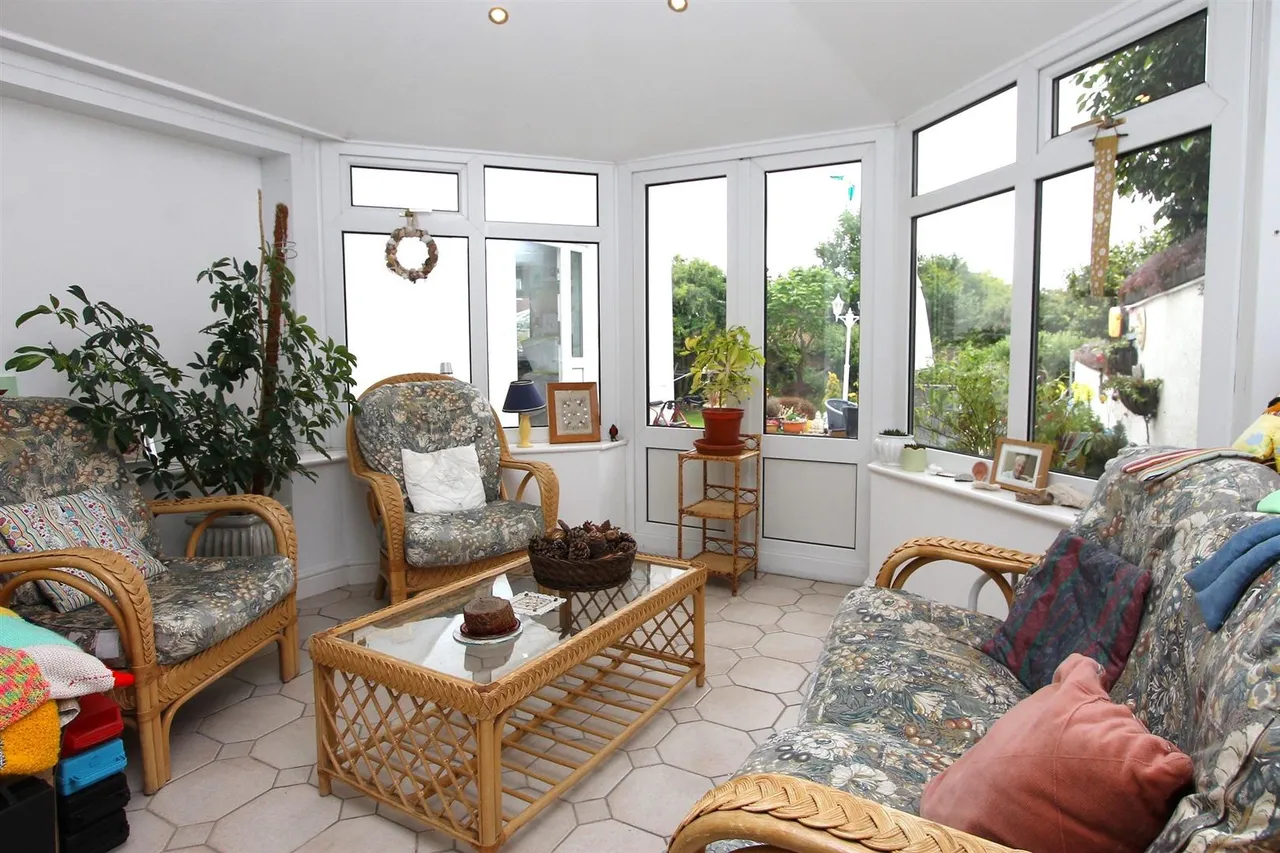 Red Hill, Oldswinford, Stourbridge, photo 6
