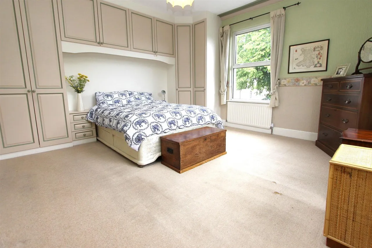 Red Hill, Oldswinford, Stourbridge, photo 17