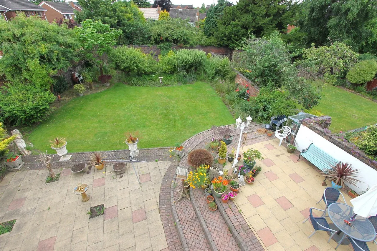 Red Hill, Oldswinford, Stourbridge, photo 28