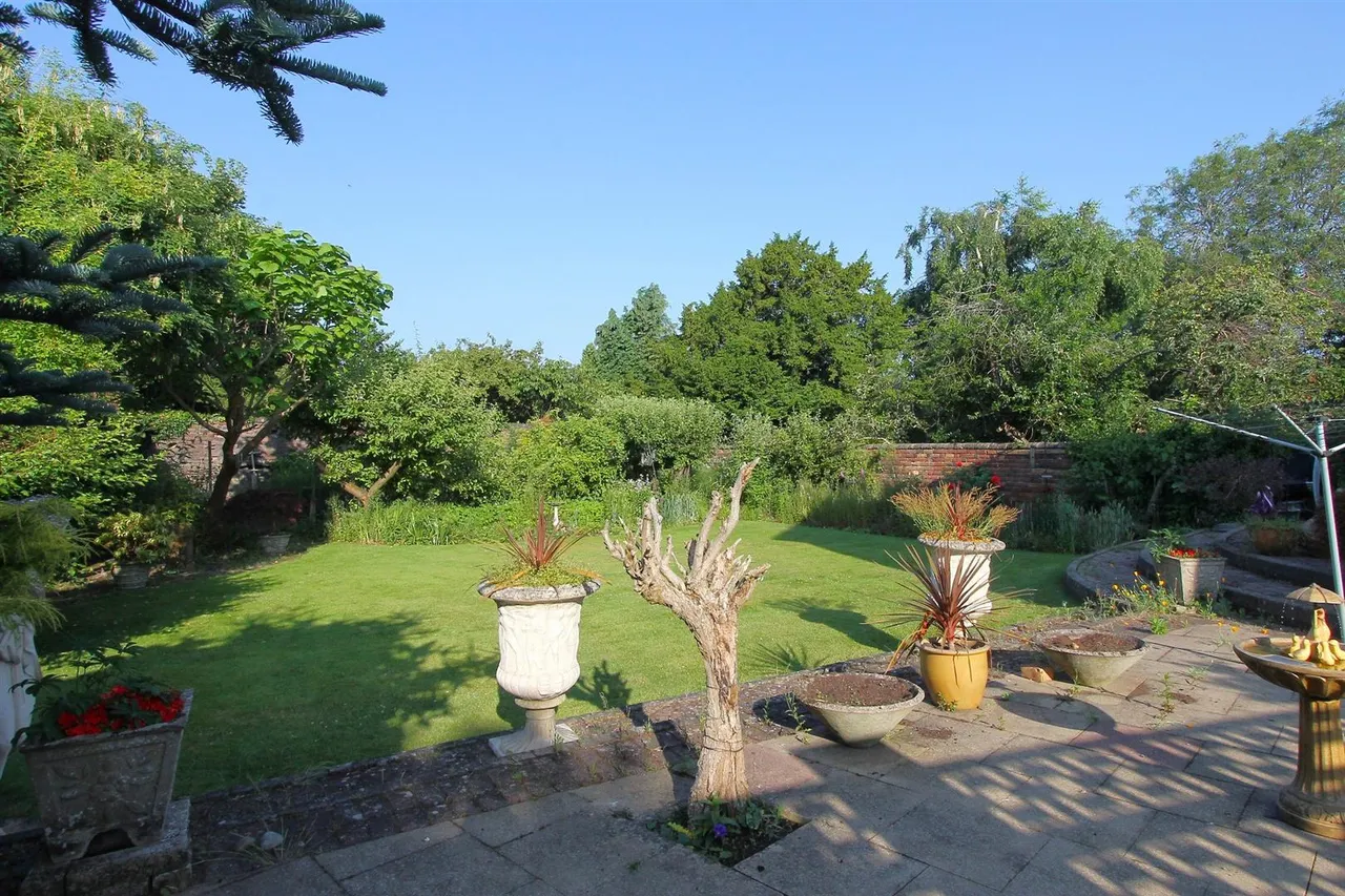 Red Hill, Oldswinford, Stourbridge, photo 30