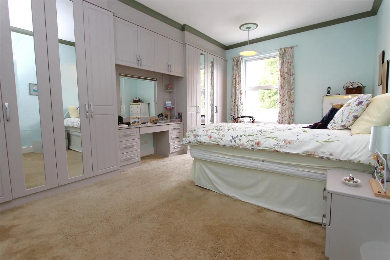 Red Hill, Oldswinford, Stourbridge, photo 20