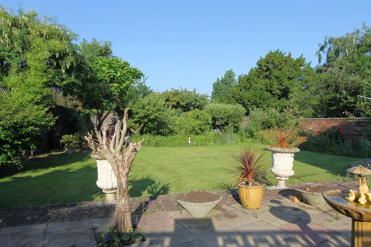 Red Hill, Oldswinford, Stourbridge, photo 26