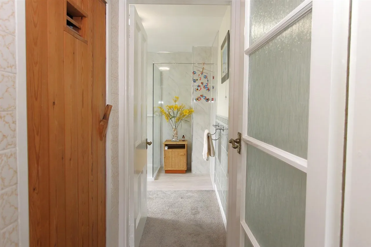 Red Hill, Oldswinford, Stourbridge, photo 22