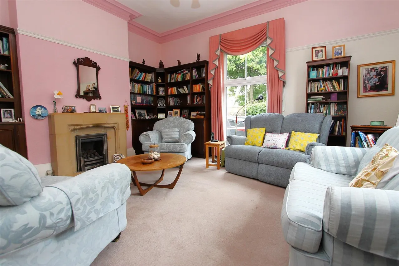 Red Hill, Oldswinford, Stourbridge, photo 4