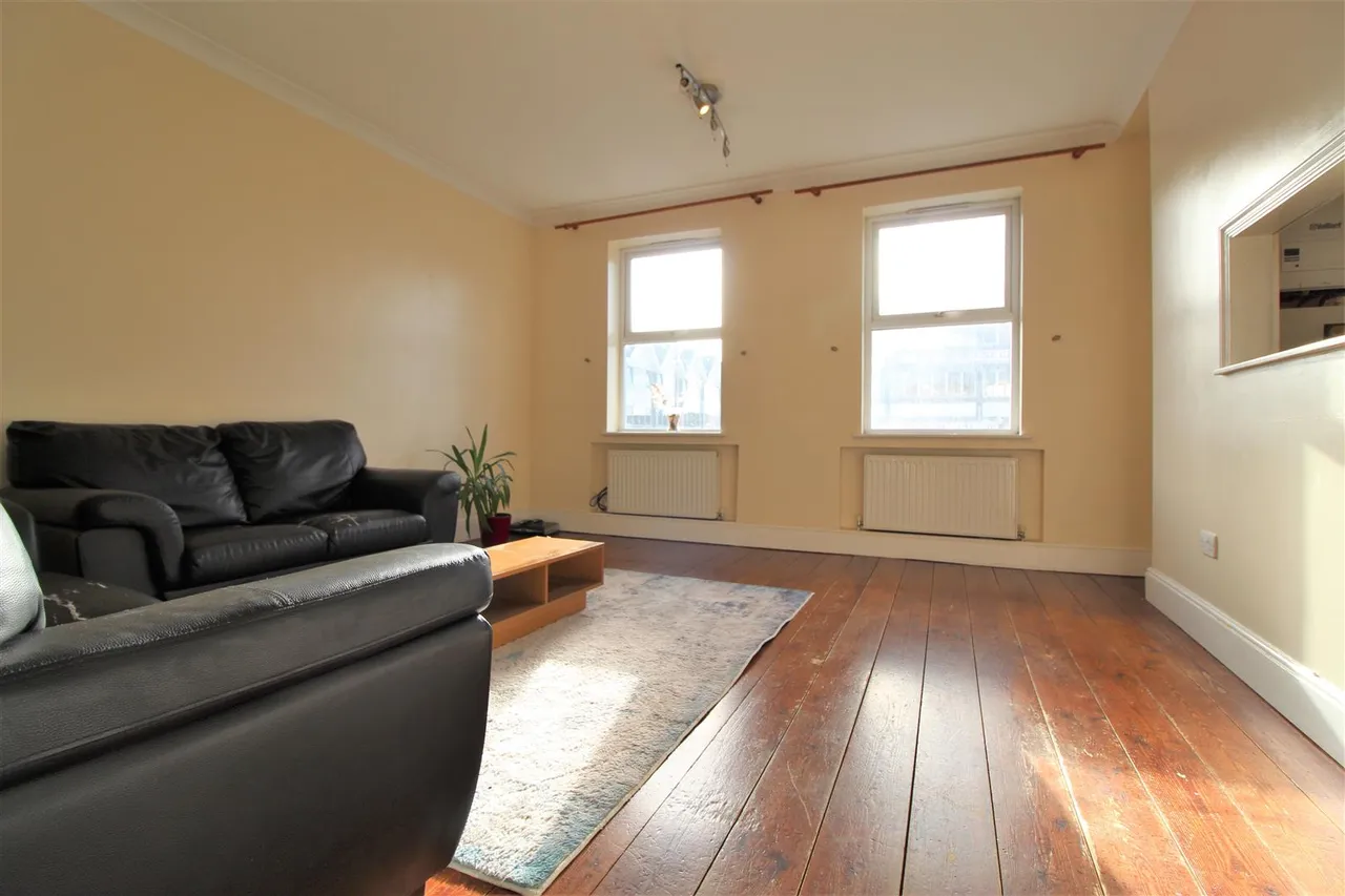 2 bed flat to rent, London Road, Croydon, CR0