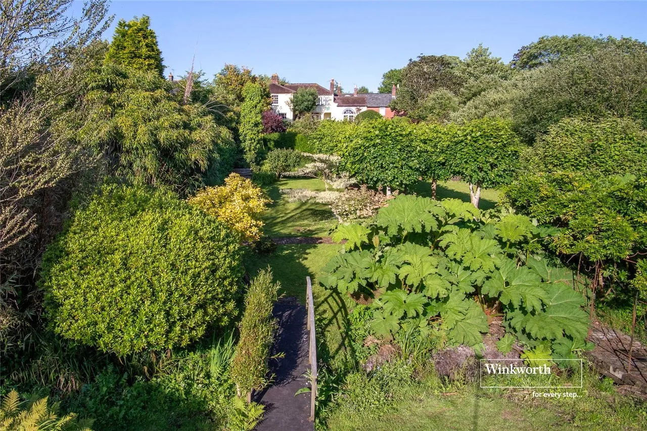 5 bed house for sale — Salisbury Road, Winkton, Christchurch, Dorset, BH23
