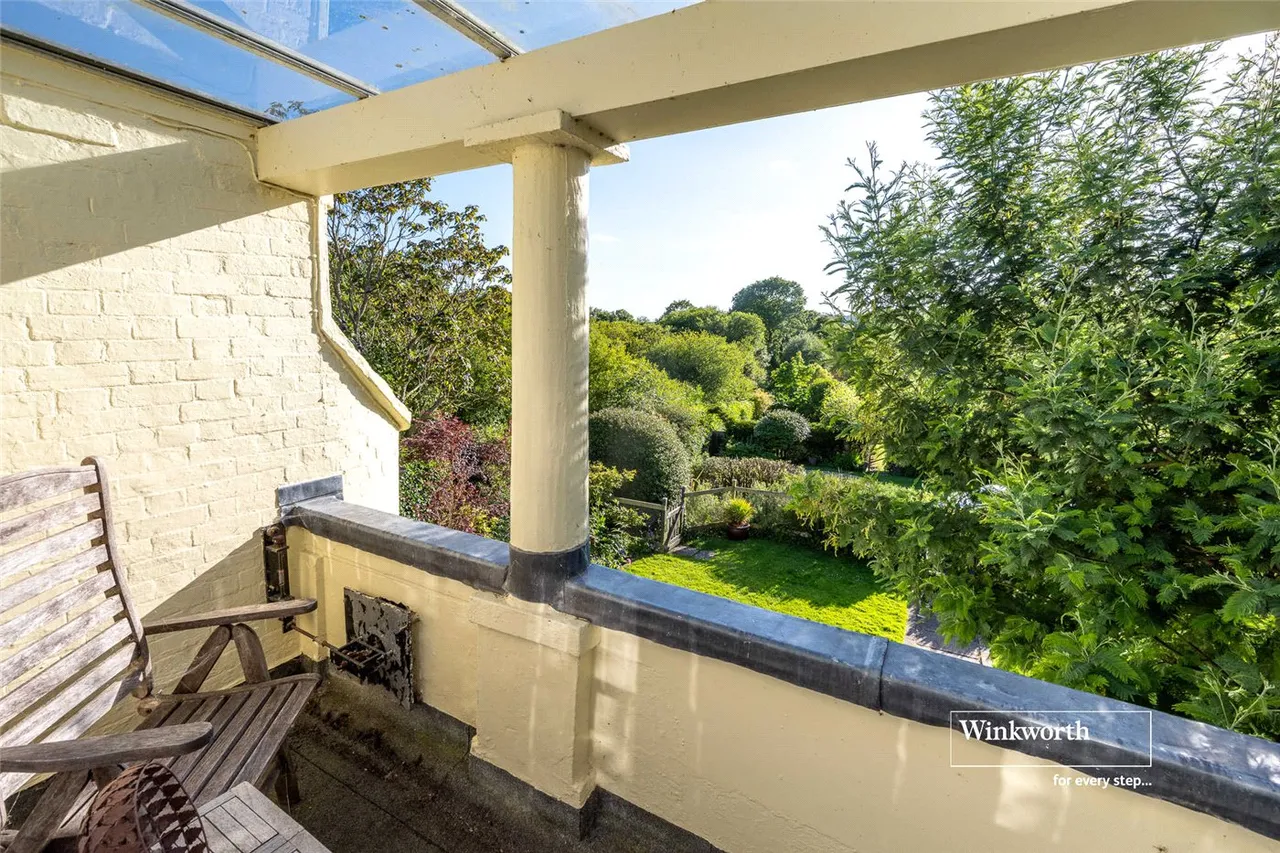 Salisbury Road, Winkton, Christchurch, Dorset, BH23, photo 9