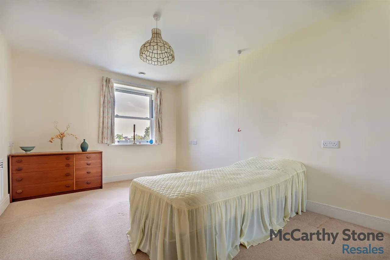 Victoria Road, Malvern, WR14, photo 22