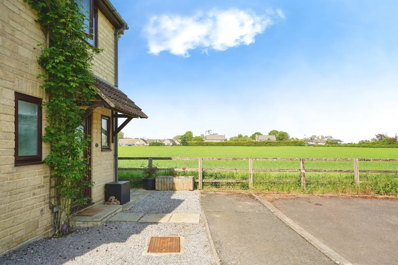 John Of Gaunt Road, Kempsford, GL7, photo 15