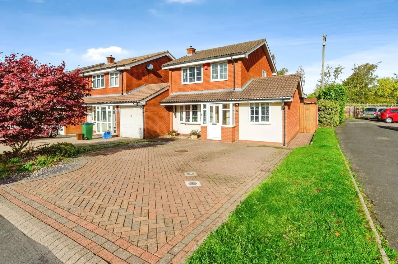 Whitworth Drive, WEST BROMWICH, West Midlands, B71, photo 22
