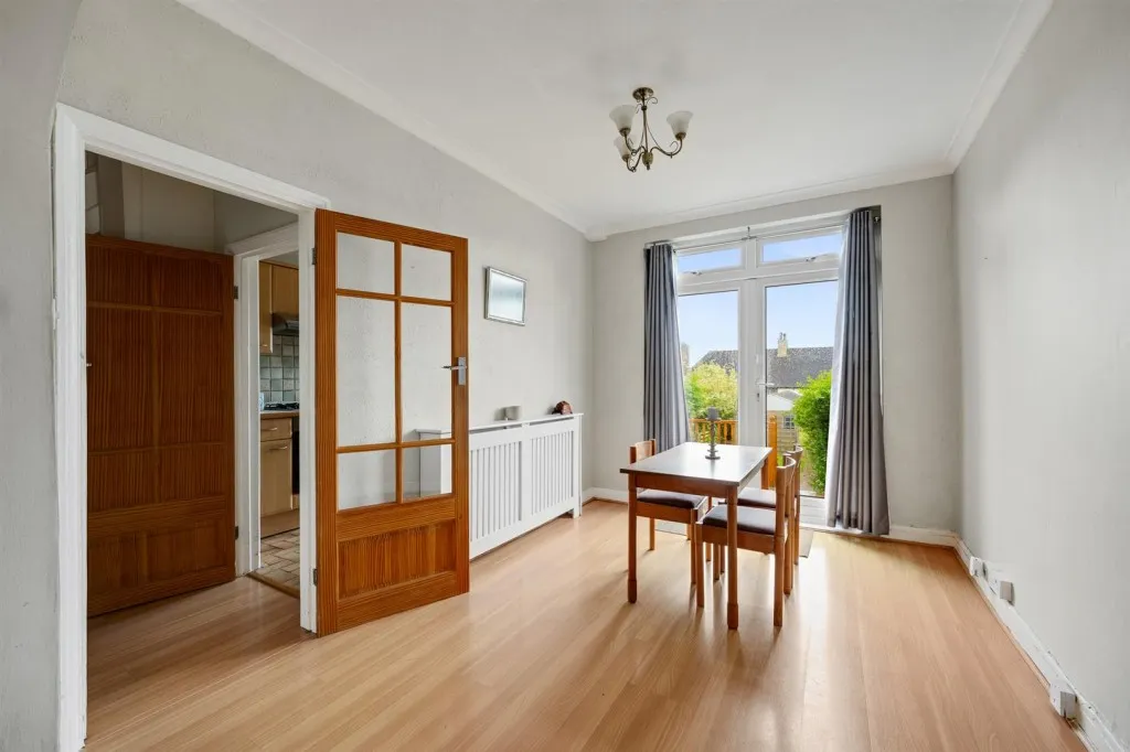 Westmount Road, SE9, photo 3