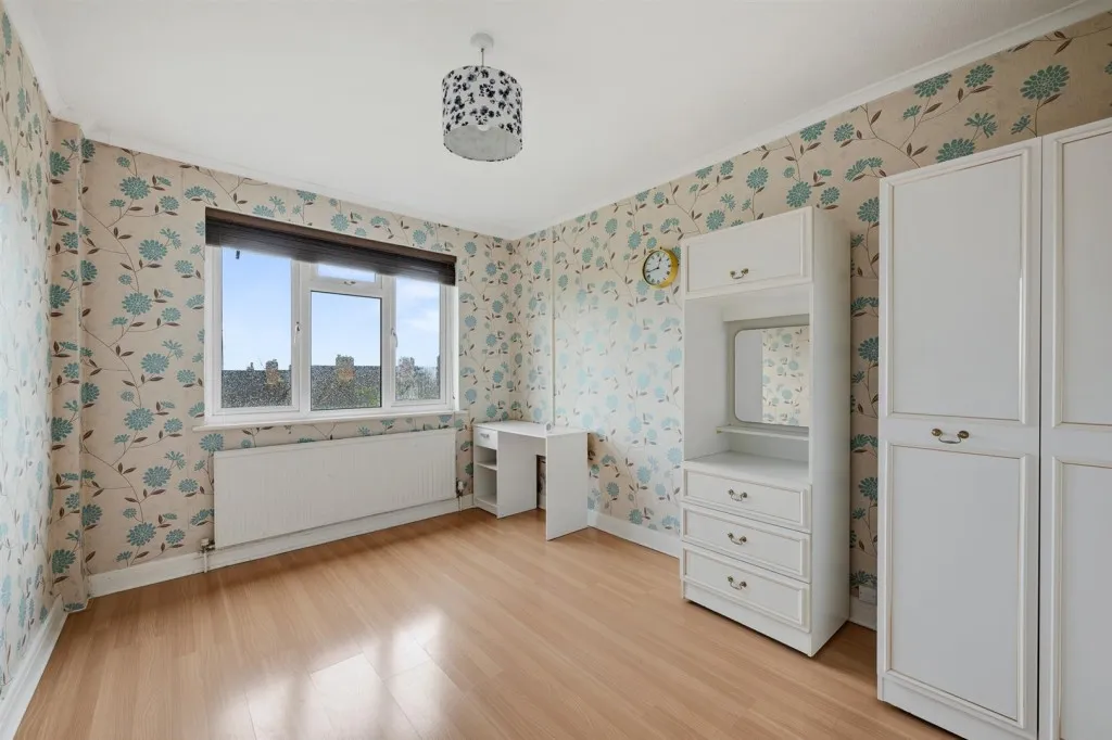 Westmount Road, SE9, photo 6