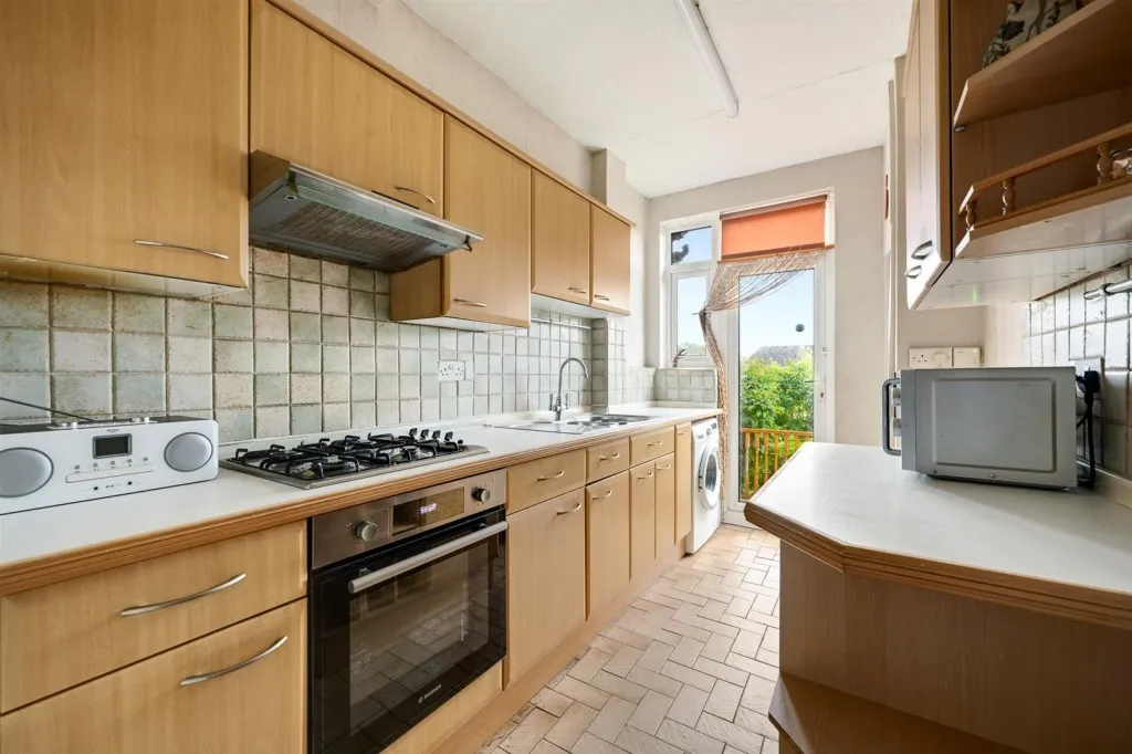 Westmount Road, SE9, photo 4