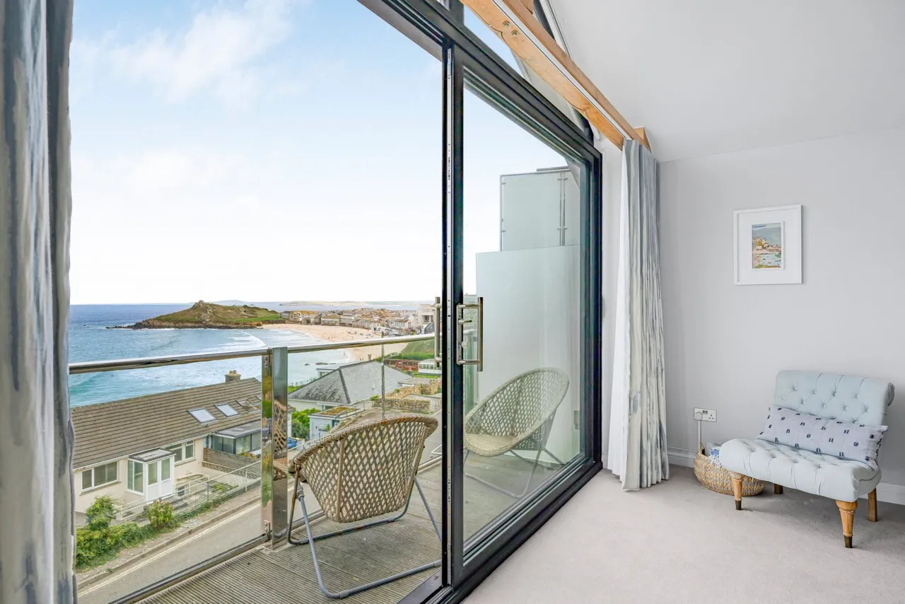 Beach Road, St. Ives, TR26, photo 10