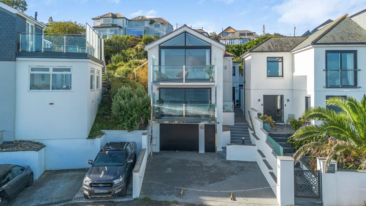 Beach Road, St. Ives, TR26, photo 18
