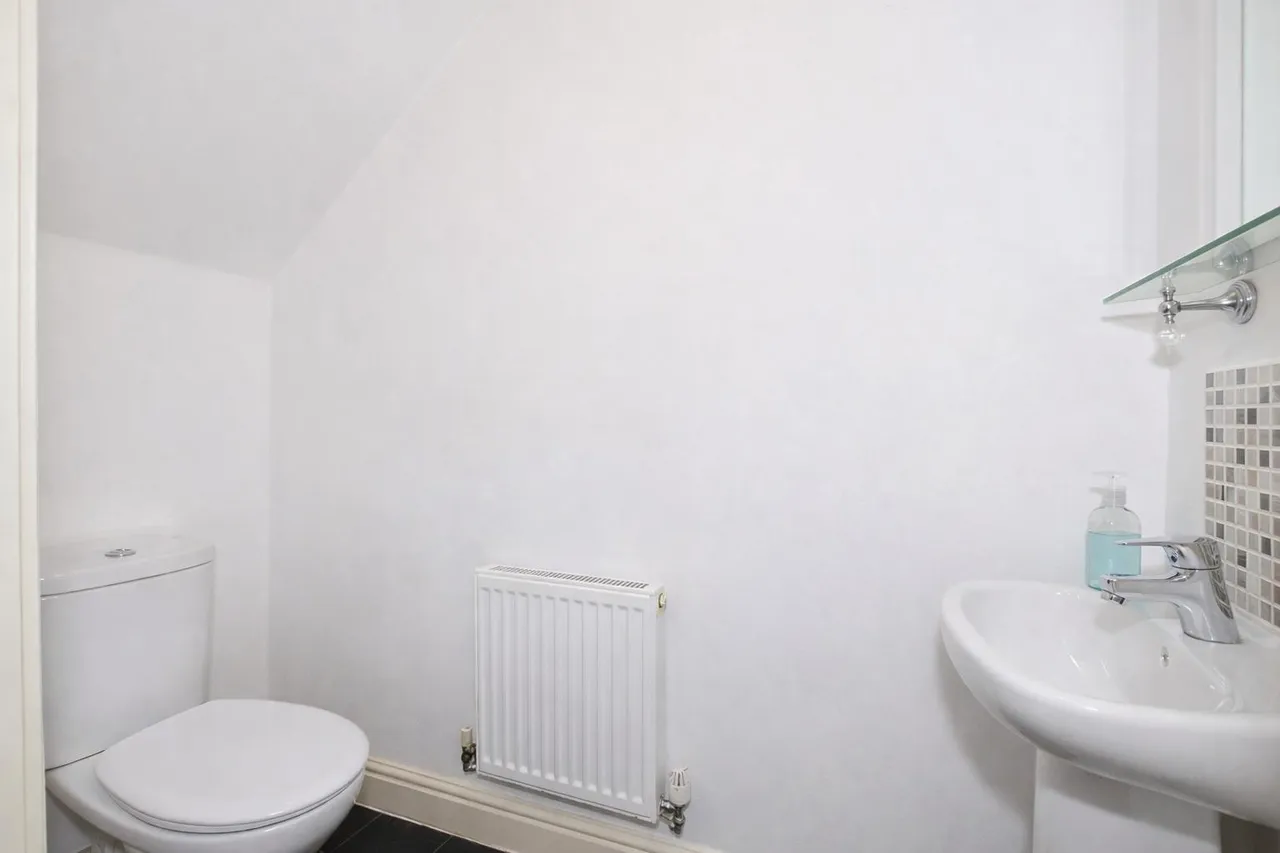 Kingshill Drive, High Wycombe, HP13, photo 13