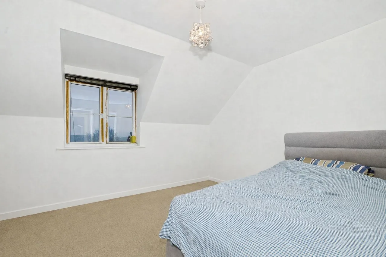 Kingshill Drive, High Wycombe, HP13, photo 7