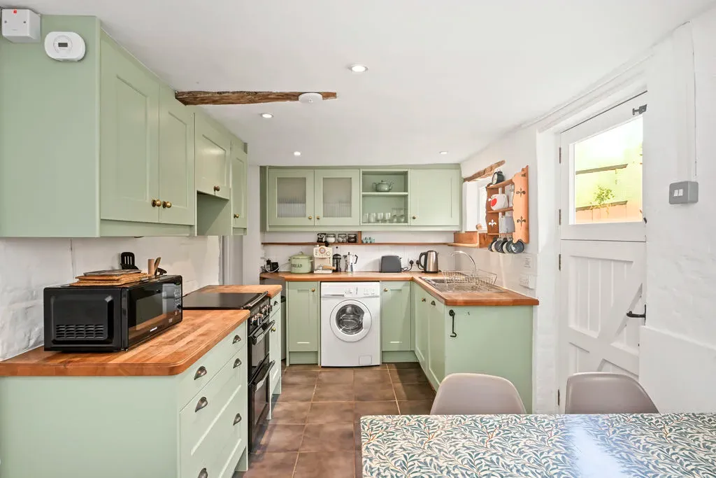 32 Stocks Road, Aldbury, Hertfordshire, HP23 5RU, photo 4