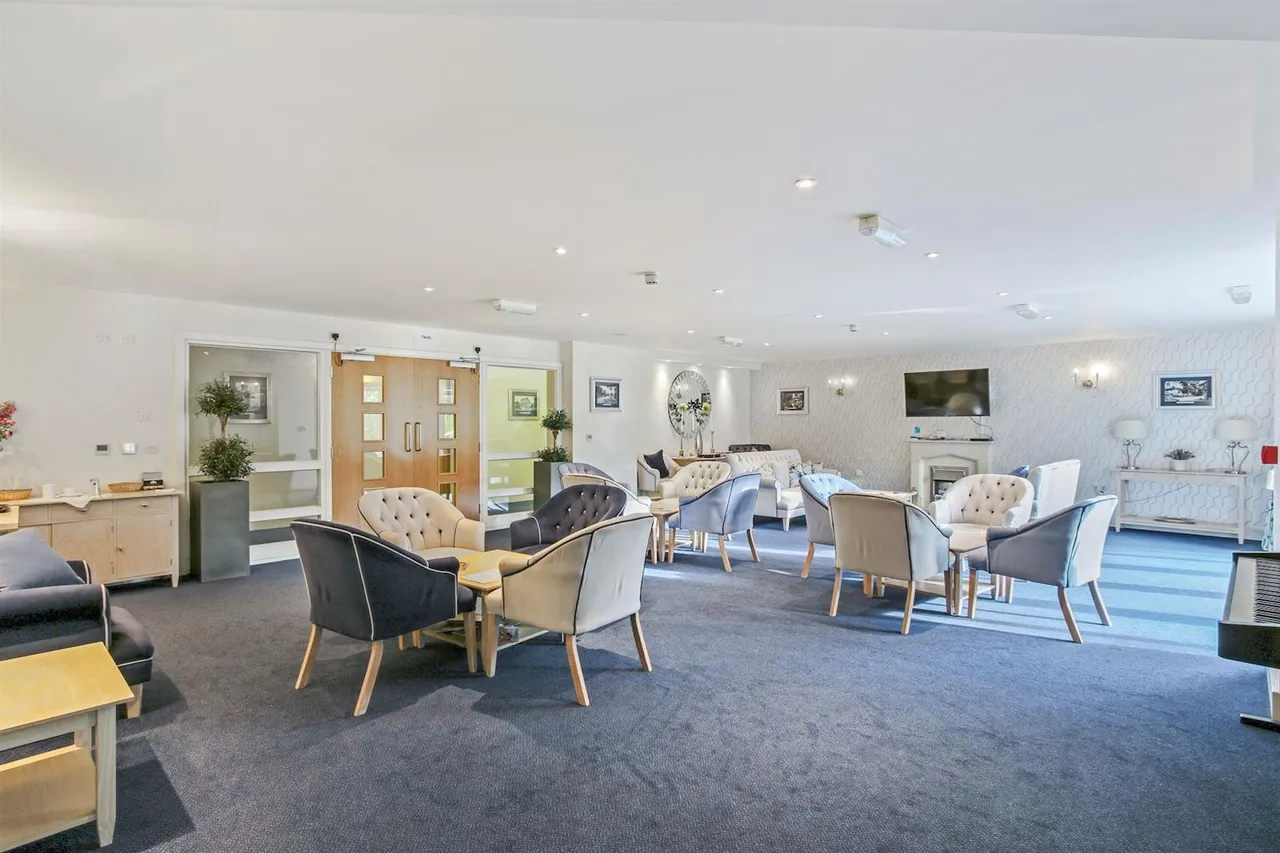 London Road, Guildford, GU1, photo 5