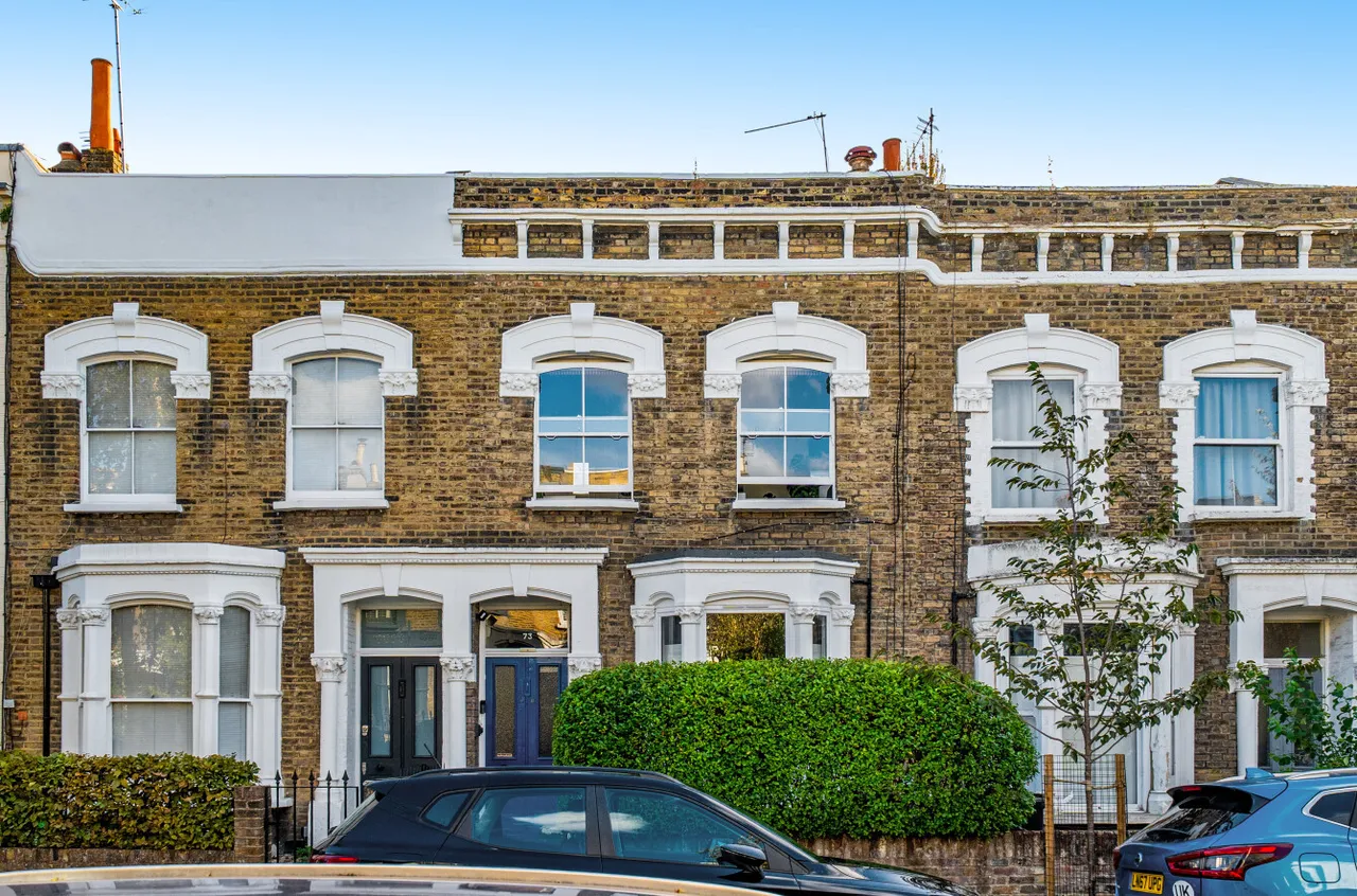 2 bed flat for sale, Palatine Road, London, N16