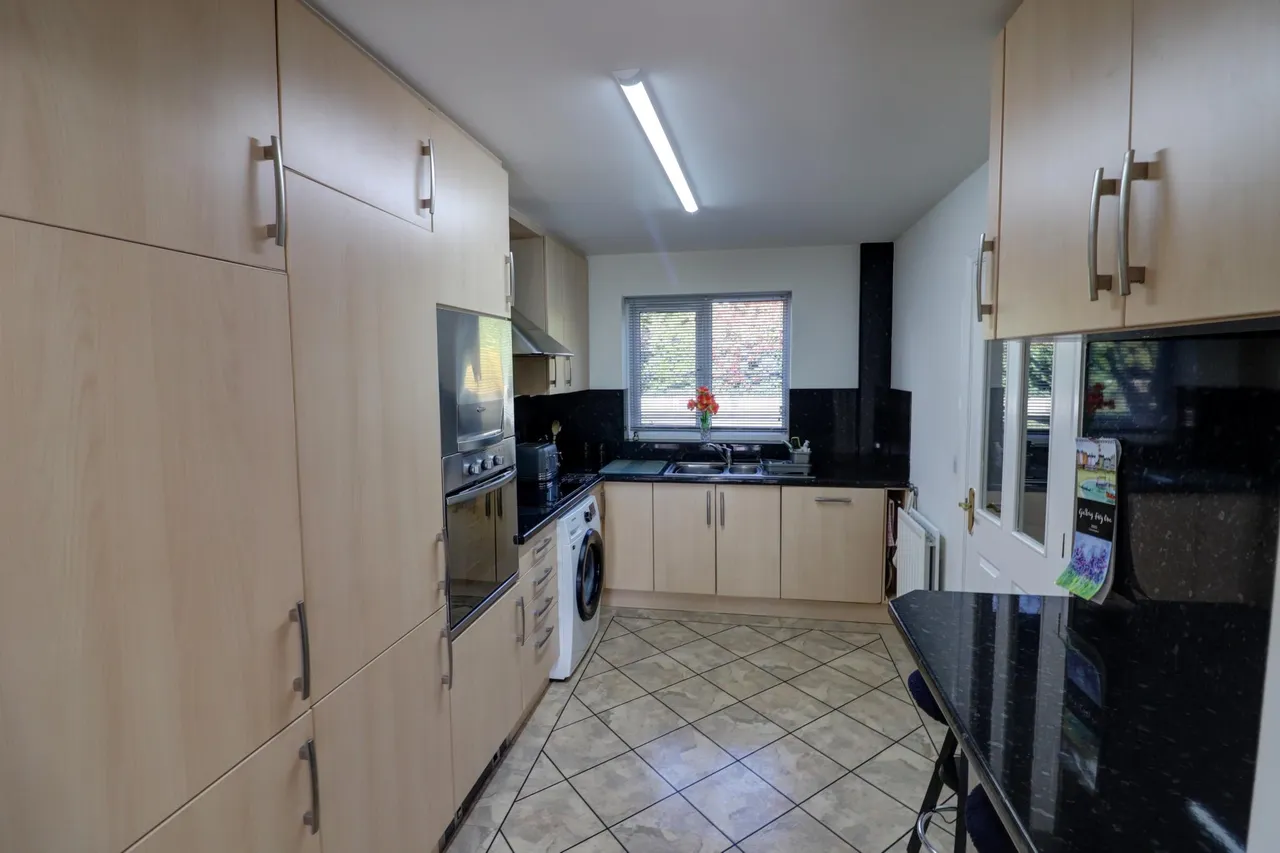 Crawford Mews, Ashton-under-lyne, OL6, photo 5
