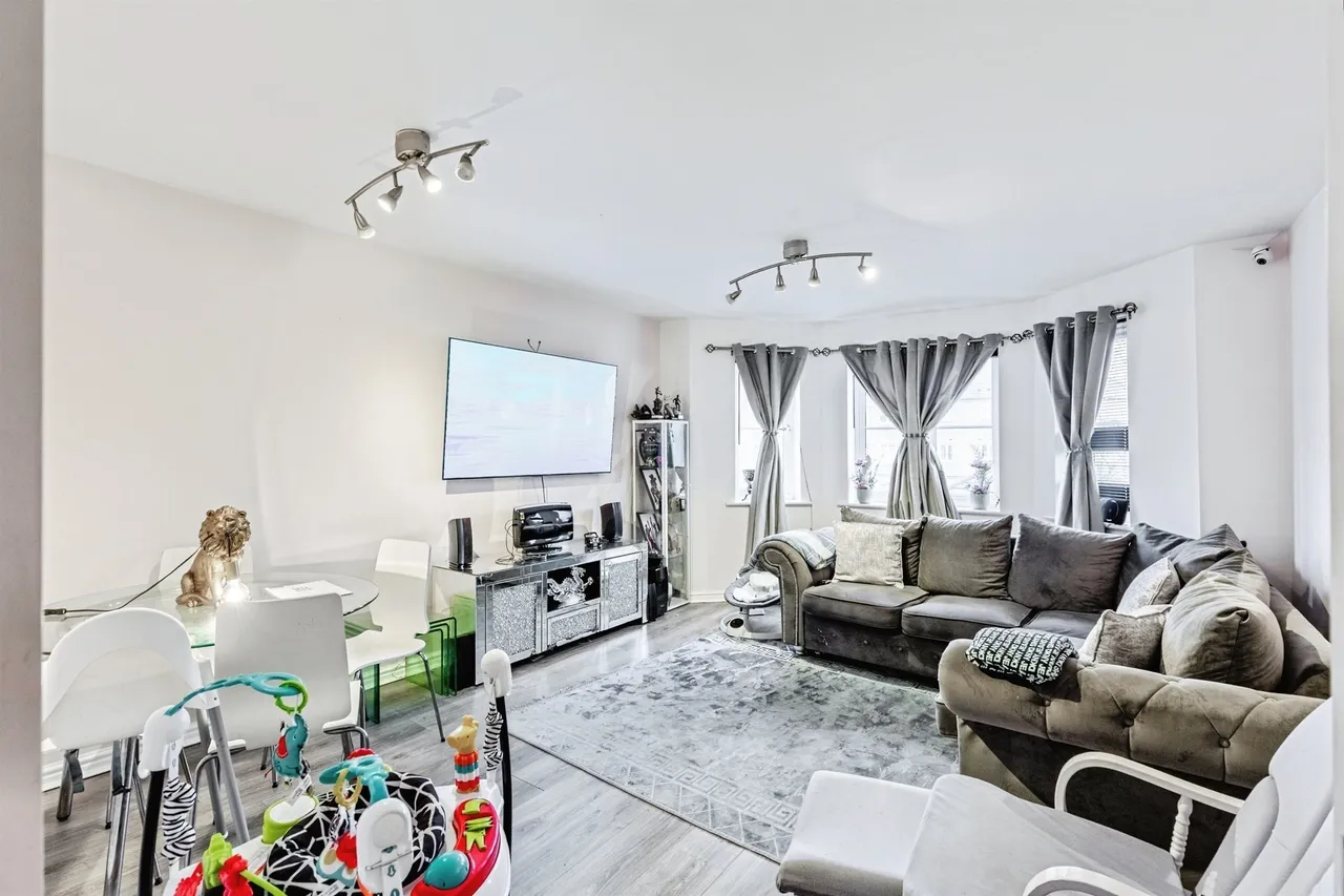 Dainty Grove, Grange Park, NN4, photo 6
