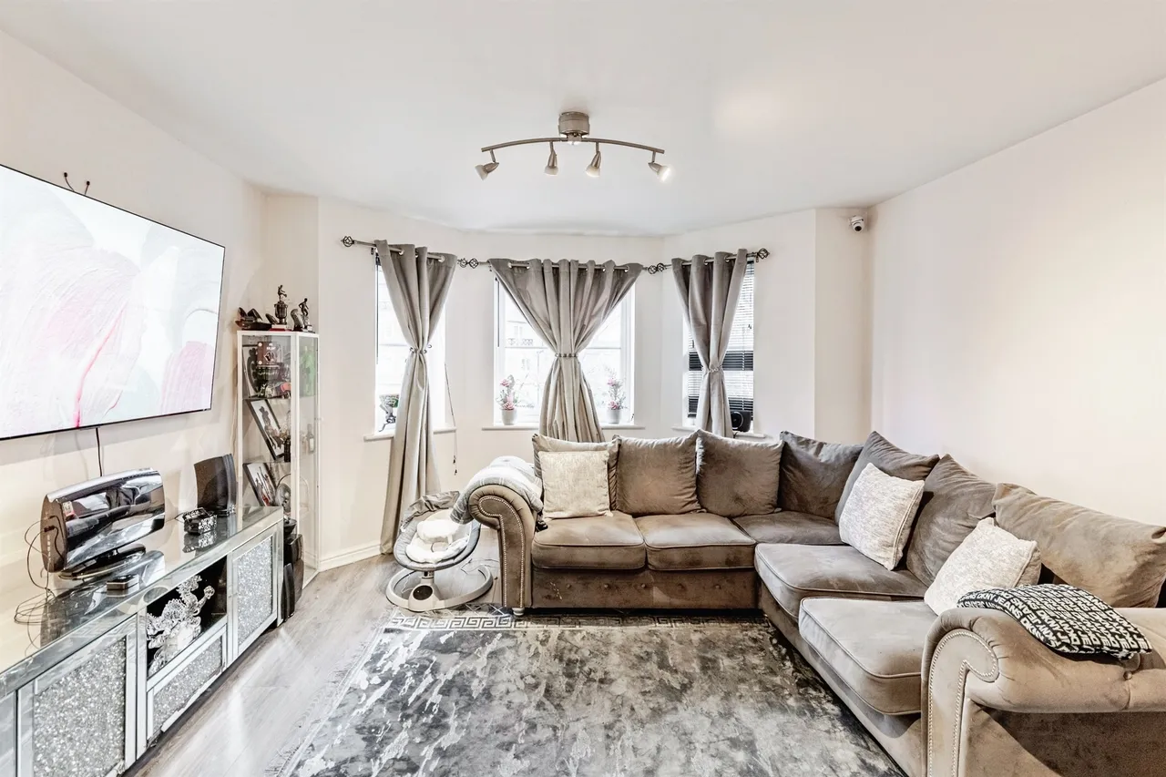Dainty Grove, Grange Park, NN4, photo 2