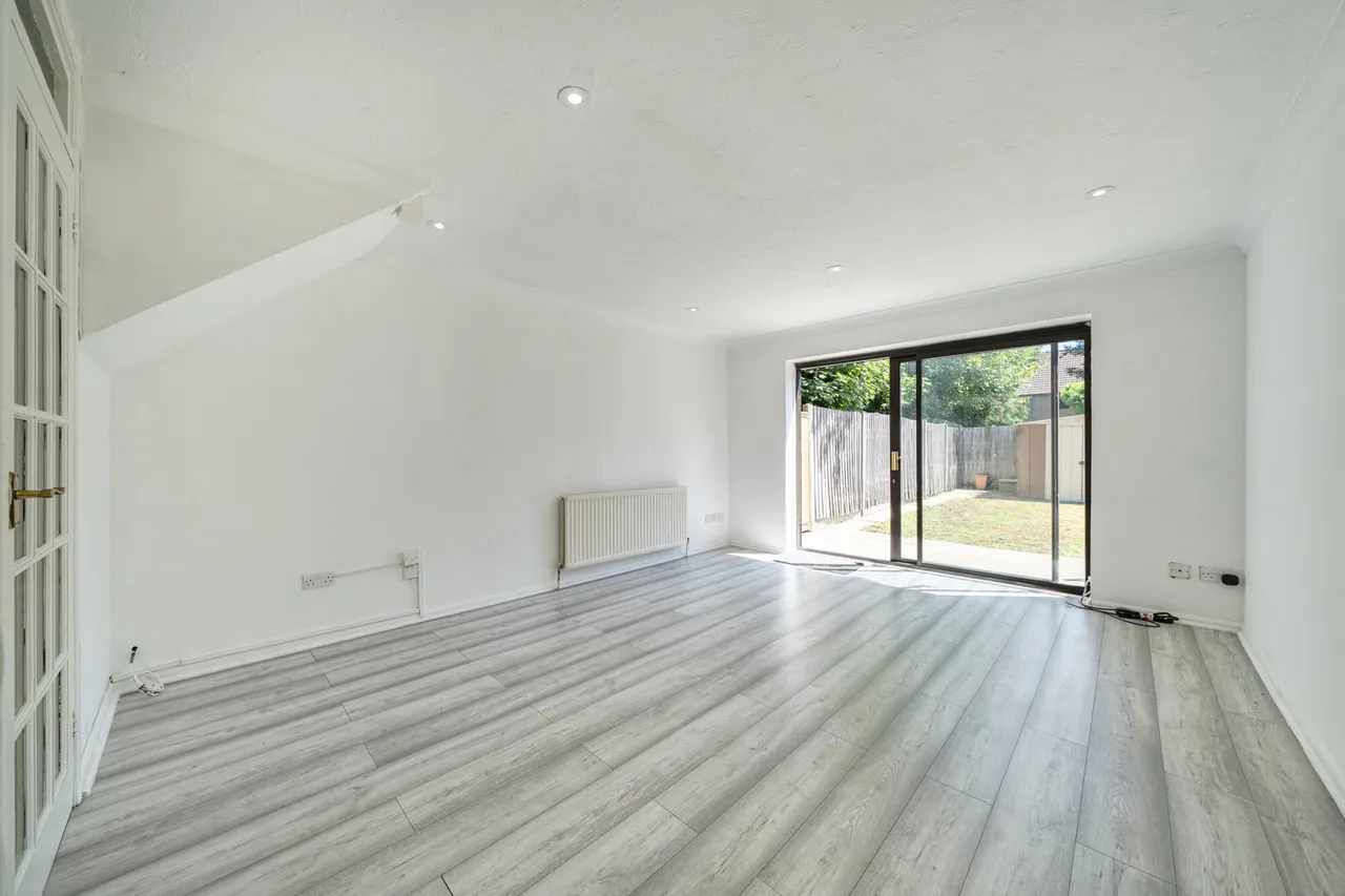 Jasmin Close, Northwood, HA6, photo 2