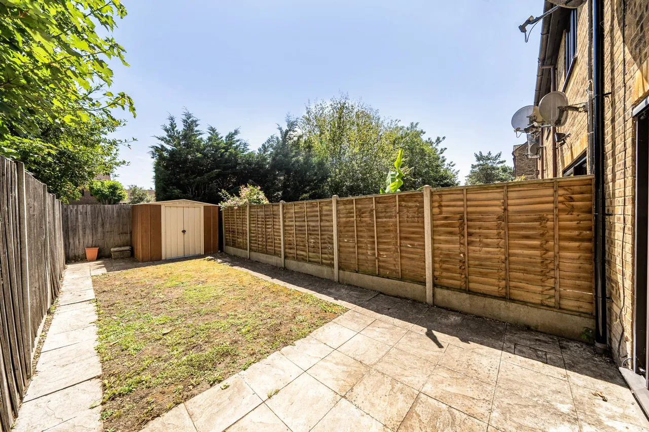 Jasmin Close, Northwood, HA6, photo 20