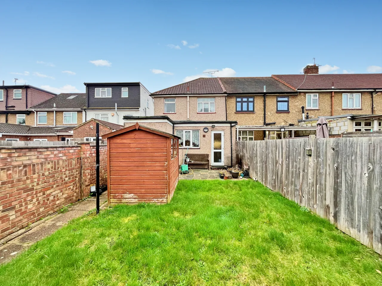 Avon Road, Greenford, UB6, photo 3