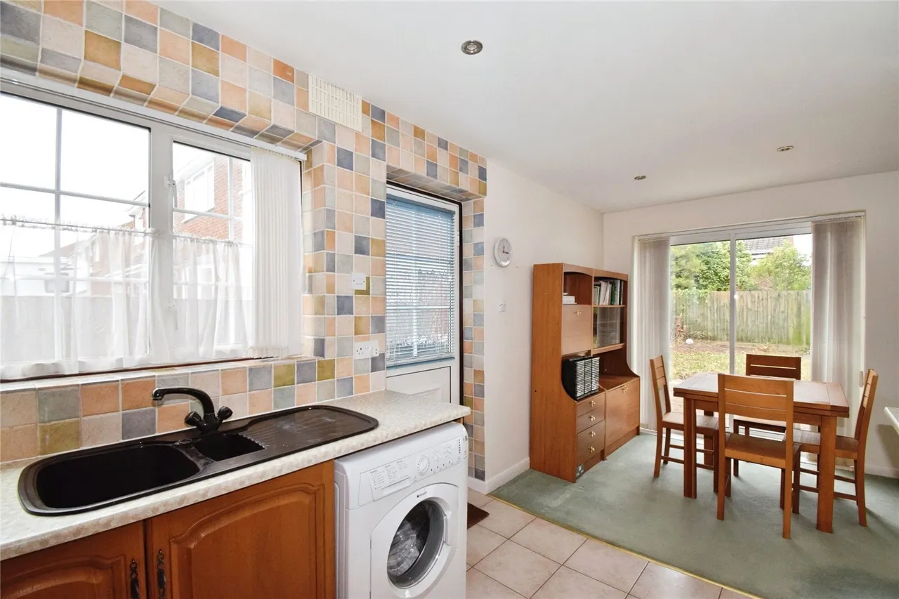 Barford Close, Wigston, LE18, photo 4