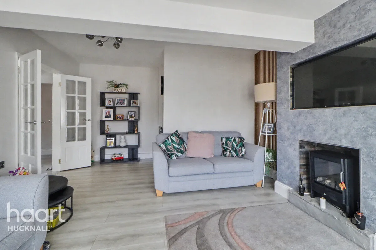 Springfield Road, Nottingham, NG15, photo 5