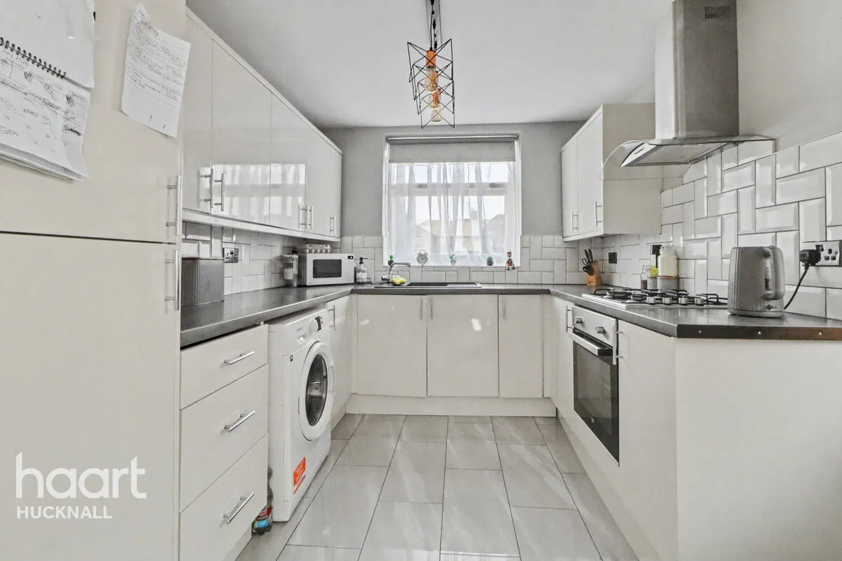 Springfield Road, Nottingham, NG15, photo 6