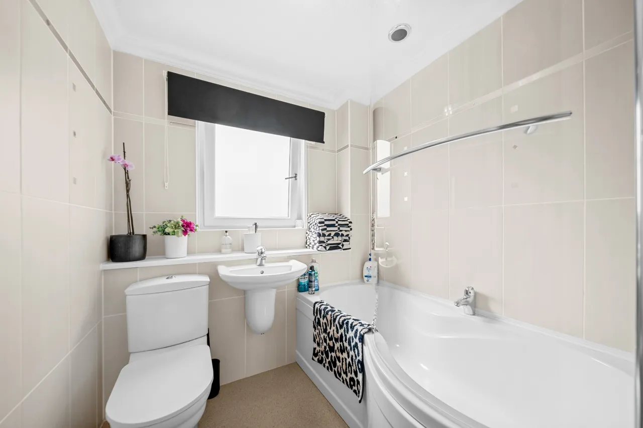 Monar Court, Dalgety Bay, KY11 9XJ, photo 18