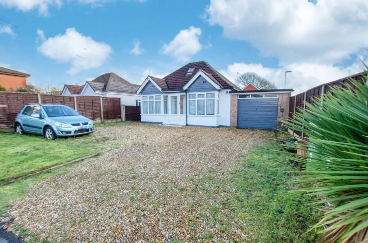 4 bed house for sale — Coates Road, Southampton, SO19 0HN