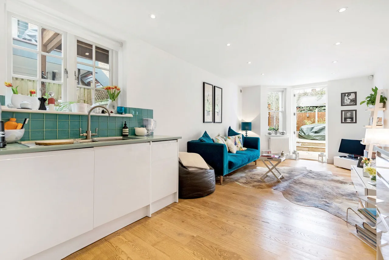 130 Balvernie Grove, London, photo 8