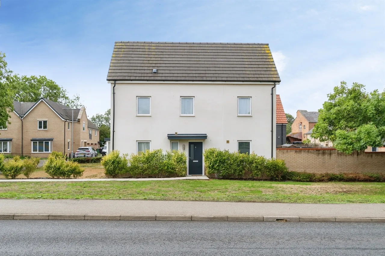 North Station Close, Ramsey, PE26, photo 16