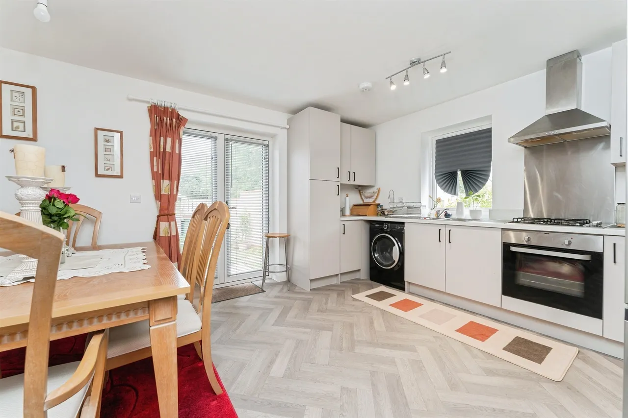 North Station Close, Ramsey, PE26, photo 4