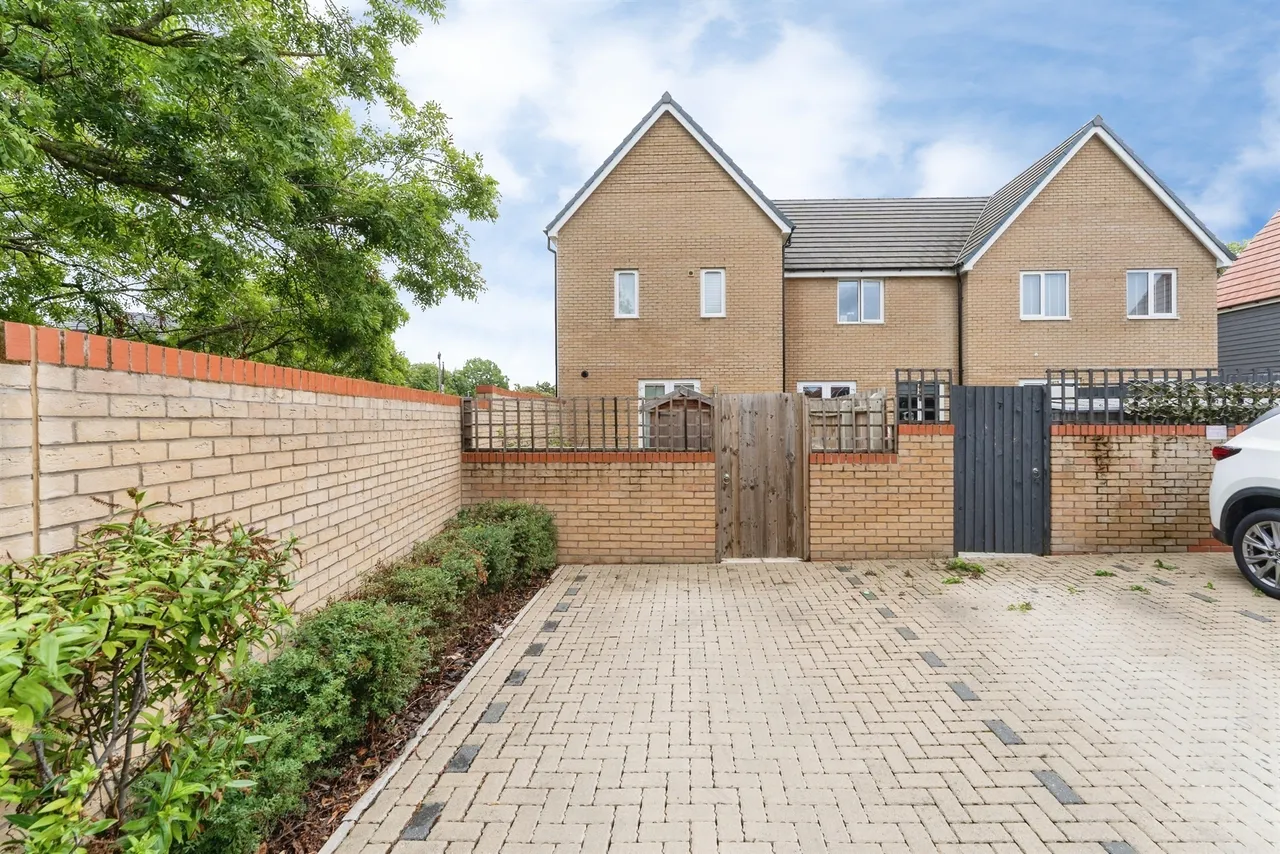 North Station Close, Ramsey, PE26, photo 18